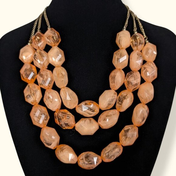 Vintage 3-Strand Chunky Lucite Beaded Necklace - Picture 6 of 6